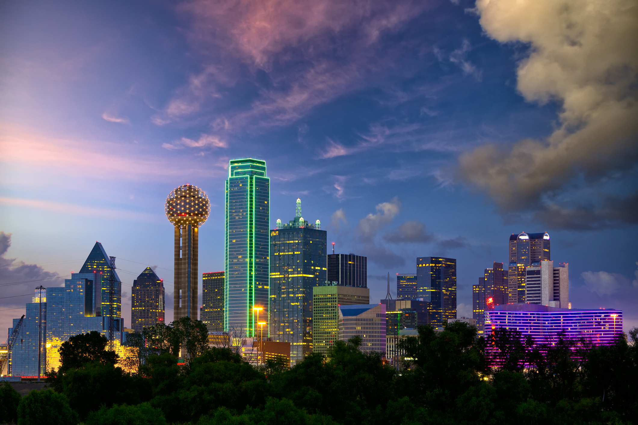 Dallas City skyline at dusk, Texas, USA - Home of Scion Staffing Dallas